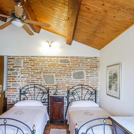 Gorgeous In With Wifi Apartment